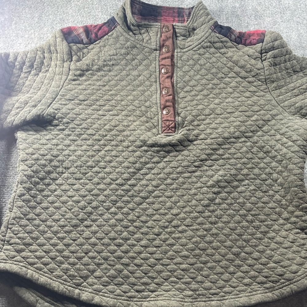 Legendary Whitetails Quilted Olive Green Pullover with Red Plaid Accents